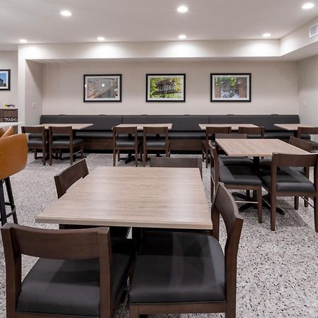 Grandstay Hotel & Suites Johnston-Des Moines, Ia المظهر الخارجي الصورة